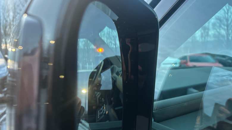 Land Rover Defender 3.0 D250 X-Dynamic HSE 110 5dr Auto Diesel Estate